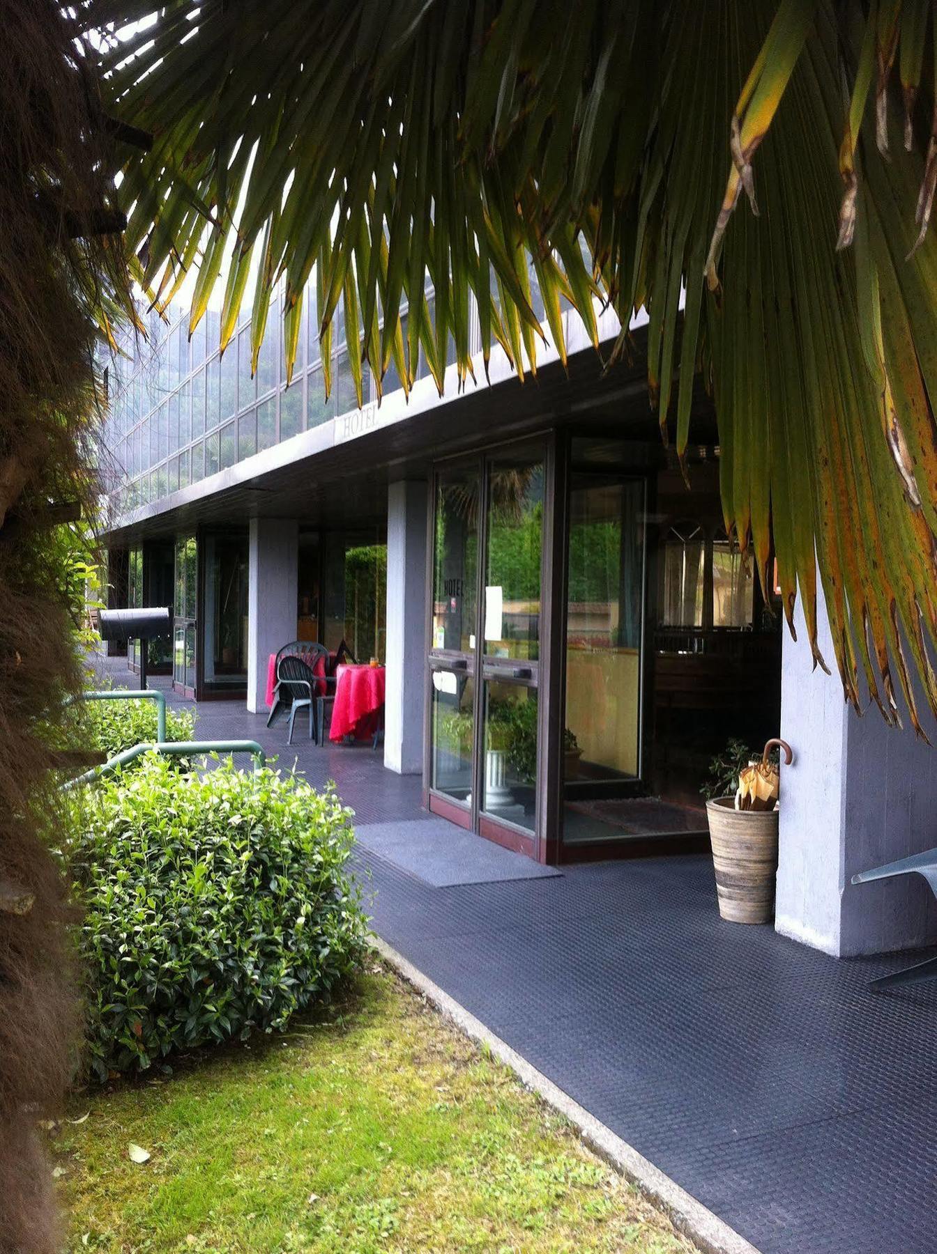 Hotel Cristallo Barga Fornaci di Barga Exterior photo
